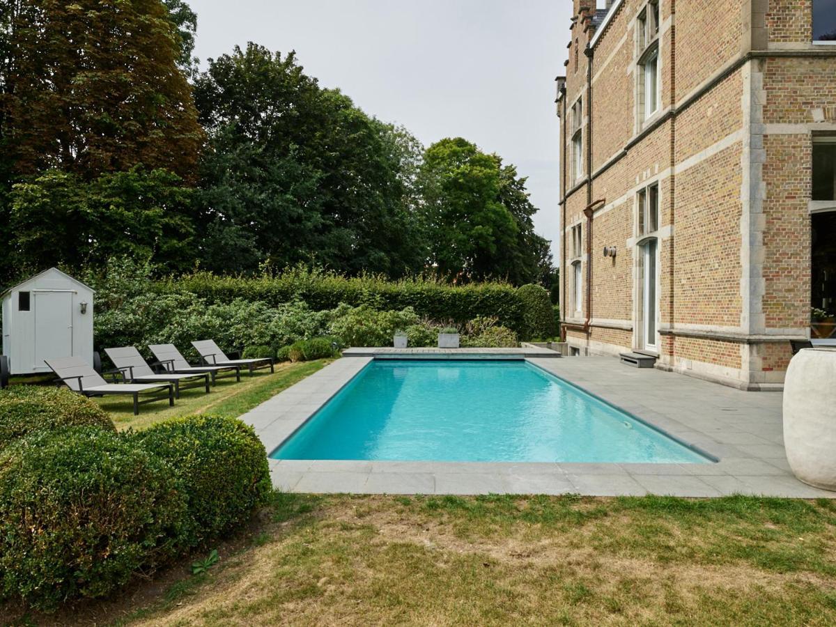 Boutique Hotel Ter Wallen Izegem Exterior photo